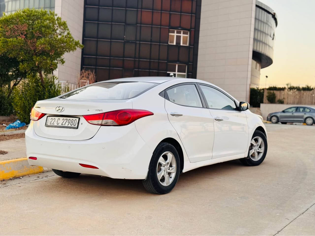 النترا 2011 خليجي سعر 104 رقم اربيل سنويه ورقم جديد
محرك 1800 كير محرك شرط داخل عسلي
بي هلال صبغ فقط بدون حادث بدون دواخل بدون ايرباك
سياره جاهزه من كلشي شاشه كامره تبريد تدفئه شرط
سعر 104 وبي مجال بسيط 
مكان السياره كركرك 
*********** كركوك, العراق
