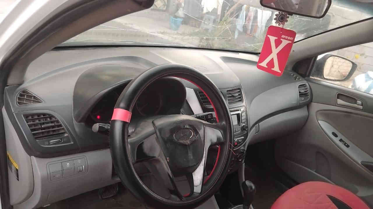 سلام عليكم اكسنت وارد امريكي
موديل 16 سعر 85وبية مجال قليل 
رقمي ***********
