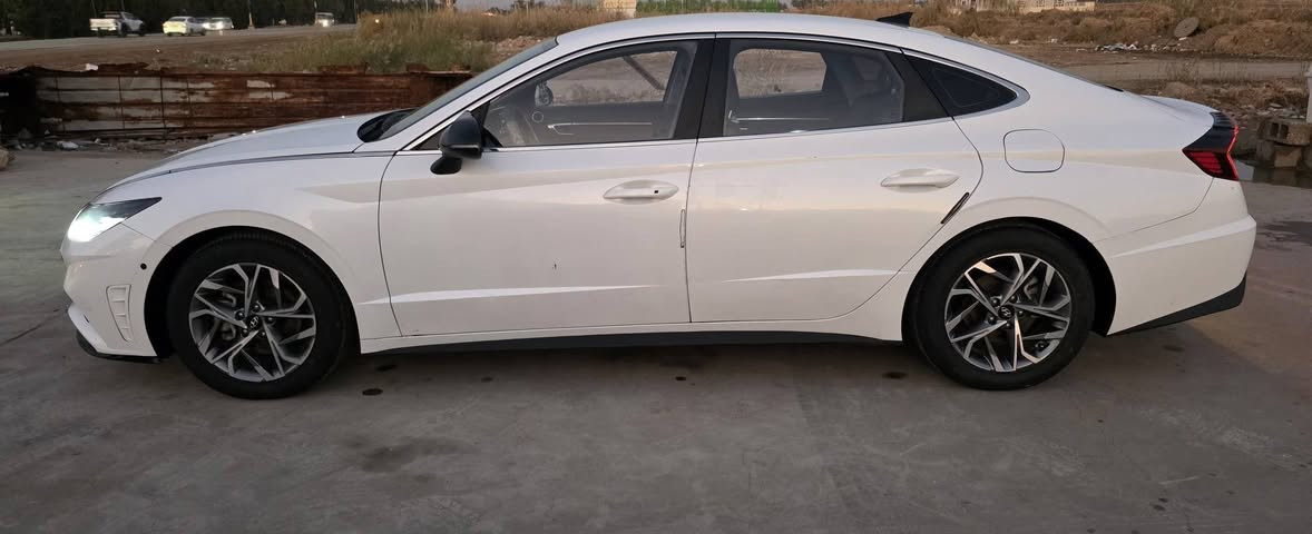 السلام عليكم السعر  ١٣٨ ورقه بيها مجال
سوناتا موديل 2022 سياره غاز اصل رقم قادسيه فول مواصفات معوقين باسمنه المالك شاب مو معوق واسويلك وكاله واعتراف بالمحكمه سياره بيها فقط ٣ قطع صبغ وشكم قطعه فتح وتبديل بس اني ابيع حزام علمود ما تعبني واتعبك.الشاصي والتكم والقماره كفاله .كير مكينه حداديه كله شركه سياره جديده كلش
السياره ما بيها ضربه قويه عدله وحلوه اتصل وتدلل(***********) مكاني بالديوانية
