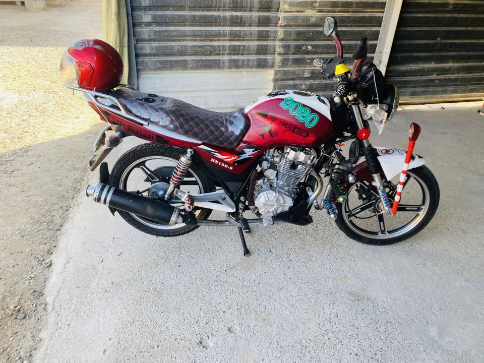 ياالله هيوشه للبيع موديل 20اي نقص مابيه محرك مكفول سبانه مامدود علي مكاني زويه ابونمر سعر 800بي مجال بسيط تصال عله رقم ***********
