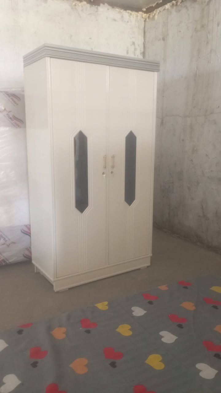 جميع تجهزات غرف وچرابي وميز تواليت جميع  موديلات موجود عندي الاسعار مناسبه كربلاء المقدسة طريق حر الإعدادية الصناعه  ***********_____*********** علي البغدادي لتجهيز غرف نوم

