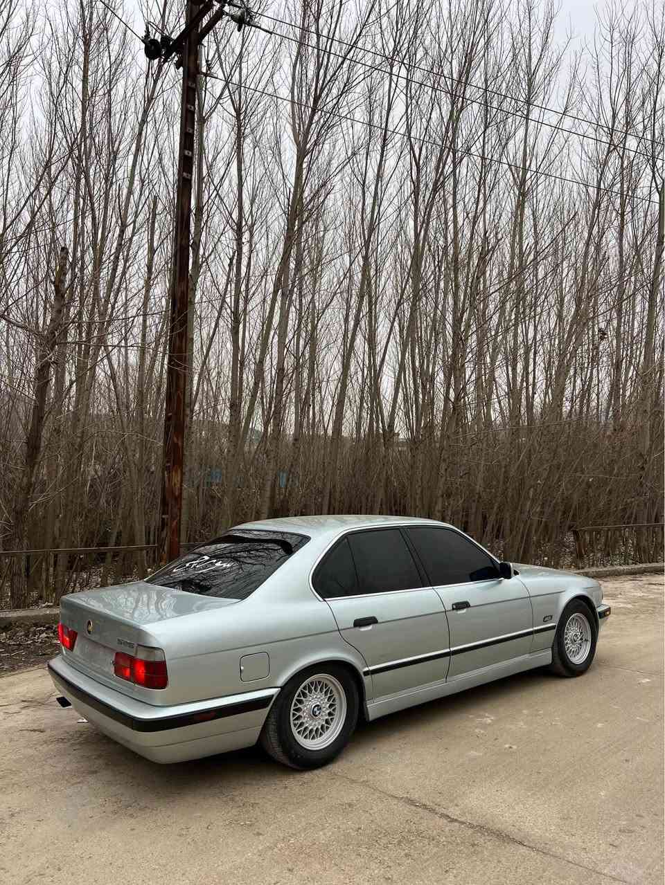 بيئم ئه وروپي سفر🧿📦
مؤديل ١٩٩٥ فول فول  بەس سلاید نیا مةكينة ٥٢٥ي  تؤماتيك ده حامي لؤ دةحامي بةشةرت بي ليدران تةبريد ساردو گةرم بةشةر دةبل ئيرباگ 
مه نفيست ئيبراهيم خةليل سحري 50 مةجاليكي برايانة 
شوين سؤران ***********
ڤايبةر و وه تس ئةپيشي لةسةرة أربيل, العراق
