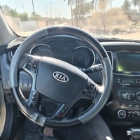 كيا كادنزه • ٢٠١٢ • بابل