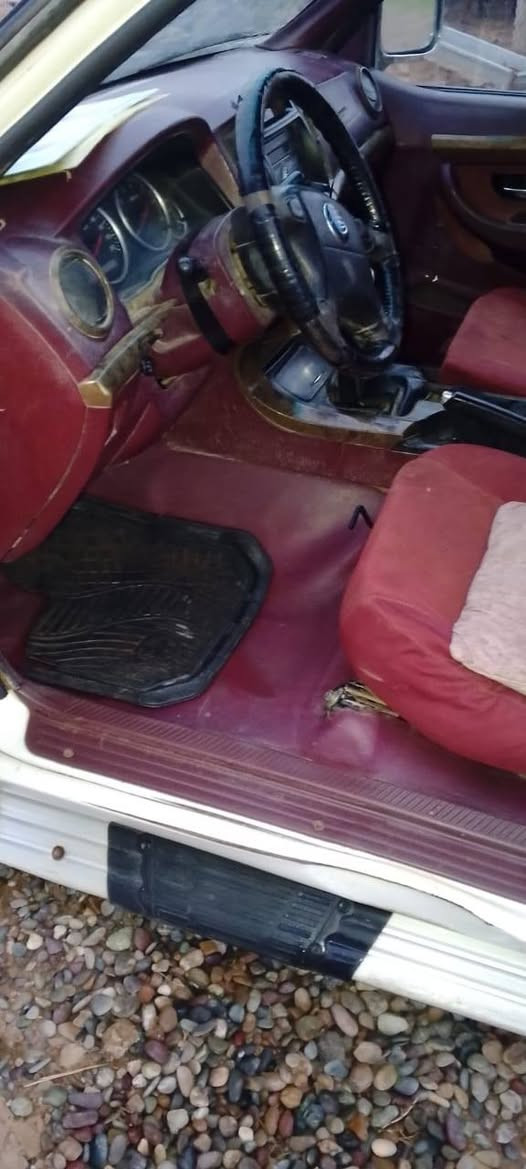 السلام عليكم كنو للبيع موديل 2009 محرك مكفول شاصي مكفول كير مكفول تواير نص عمر المكان سامراء السعر 30 وبيها مجال *********** منفيس
