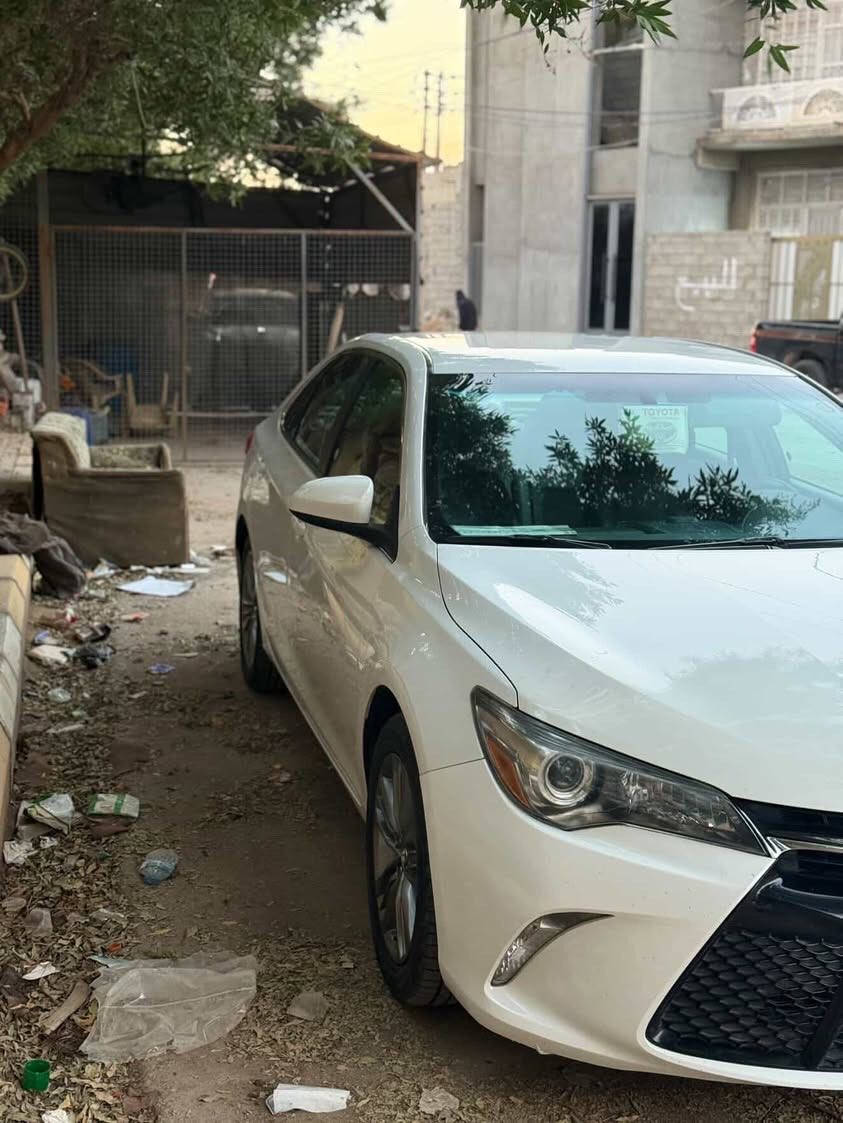 سلام عليكم 
تايوتا كامري 
موديل؛2017
المواصفات:se
الضرر: كلين تايتل 
السياره بسمي وكاله تحول اني حاضر 
السعر 190 وبيها مجال 
الهاتف:***********
