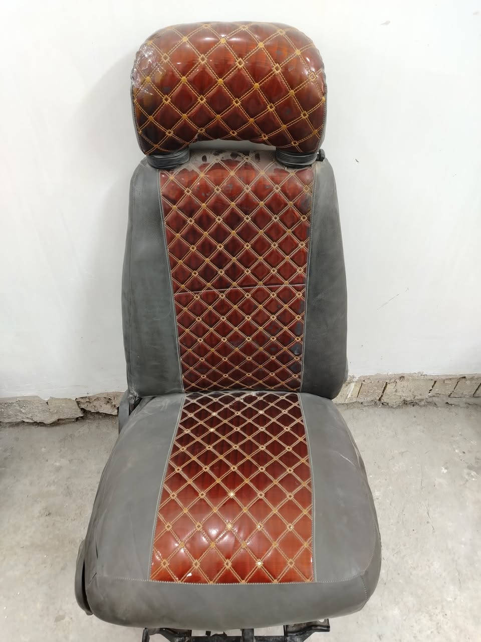 كشن للبيع مال فوسه بزون
***********
