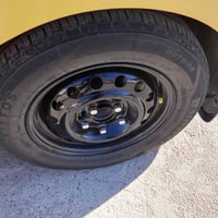 عندي تخم تايرات ويل حجم 15 ابدلهن ب16  07740285983