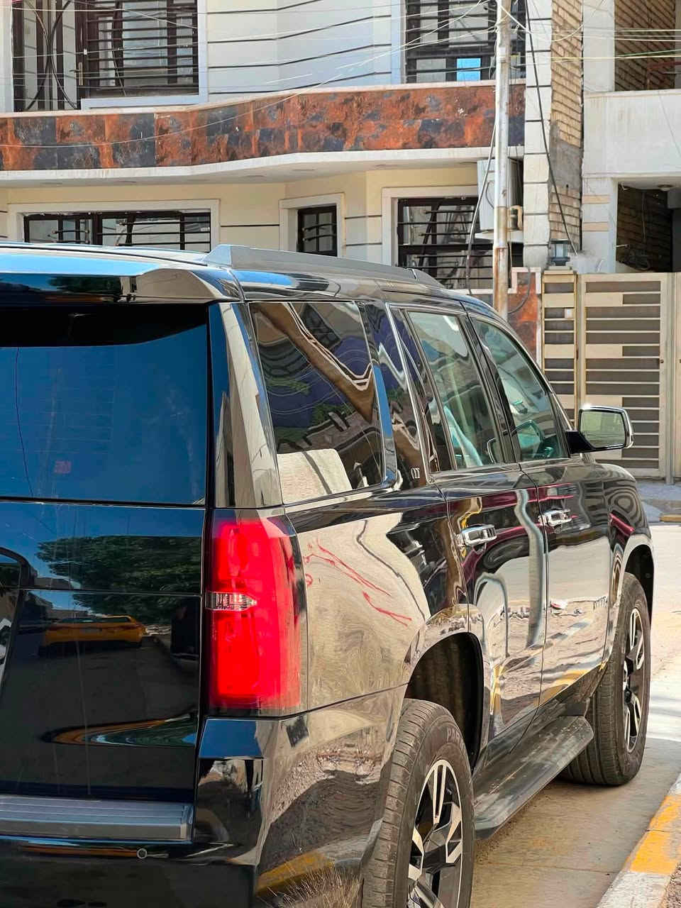 السلام عليكم تاهو البيع موديل ٢٠١٩ وارد امريكي حادث جاملغ وباب بدون ايرباك وبيه باب كلير جاهز مابيه اي نقص 
مكان السياره الغزاليه 
السعر ٢٩٠ 
***********
