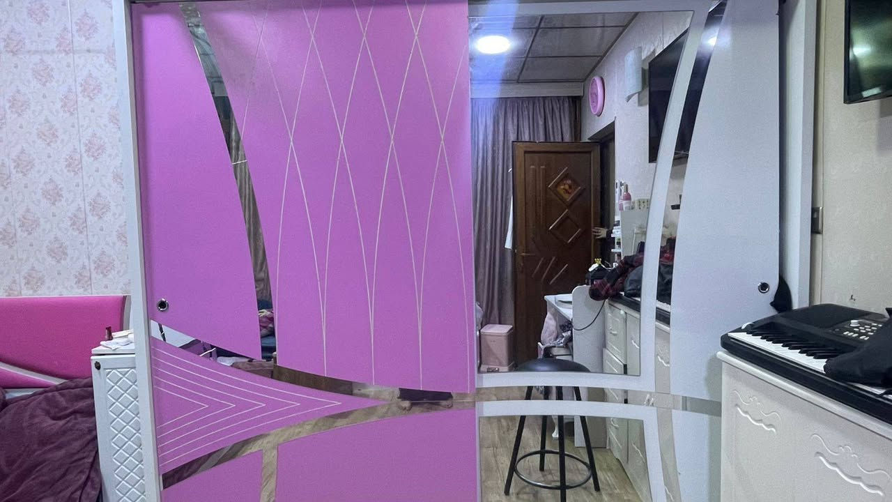 للبيع غرفة نوم شبابية نفرين بحالة جيدة للبيع وللبيع ايظا سرير نفرين ١٨٠*٢٠٠ بحالة جيدة العنوان اليرموك حي الداخلية
***********
