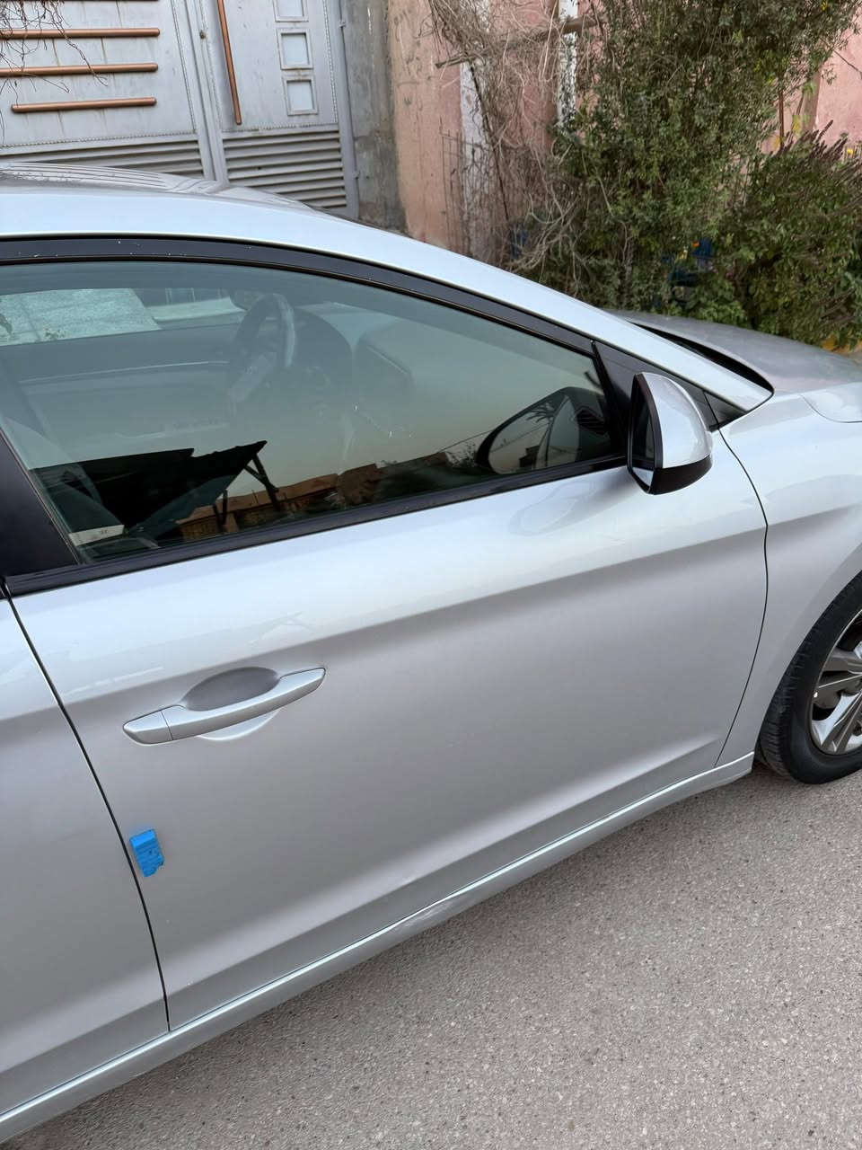 السلام عليكم سياره النترا موديل 2018 مكينه 2000دوش ضربتها تبديل بنيد حداديه 90‎%‎ رقم ذي قار ب130وبيها مجال 
***********للتواصل 
مكلف بالنشر
