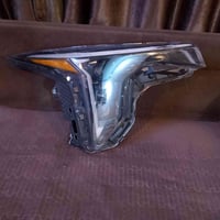 لايت كي 4 صفحة الايمن أمريكي أصلي جديد بس الاذاين بيهن كسر صغير مكاني ...