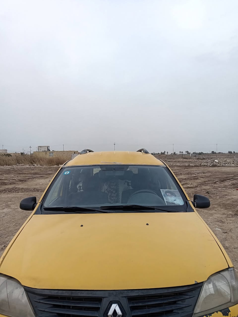 للبيع او مراوس كير ومحرك تخم تاير حداديه سنويه ل ٣٠ مصفره هيأه وغرامات  سياره جاهزه سعر ٤٧وبيه مجال *********** ديوانيه
