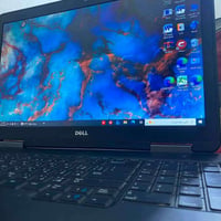 لابتوب dell نضافه ممتاز وبطاريتها اطول بساعتين  مواصفاتها موجوده بلصور...