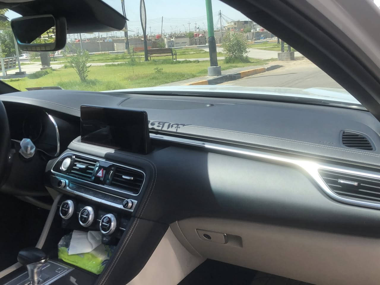 السلام عليكم
جنسس G70 موديل ٢٢ بدون صبغ وبدون شواصي ايرباك دركه ضارب فقط  تبديل دعاميه اماميه وتكحيل بسيط بالجاملغ الخلفي حسب الصوره رقمها بصره ومكانها بصره  للاتصال *********** السعر ٢٢٥
