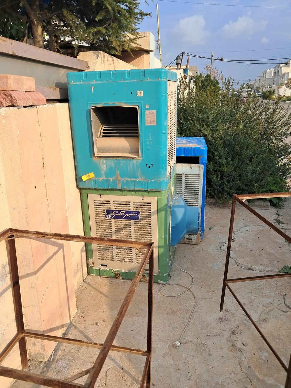 ٣ كشور مبرده مع القواعد  للبيع  التواصل عالواتساب ***********
