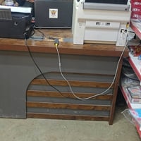 ميز مكتبي • حيل نظيف • كومدينة تنقفل