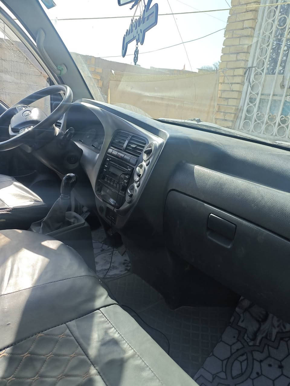 البصرة قضاء المدينة. بنكو مفتوح. وياها محجر. 2014. رقم انكليزي. نضيفه كلش. شاصي نضيف  *********** . بيه محجر كلش نضيف. سعر 112 وبيه مجال قليل.
