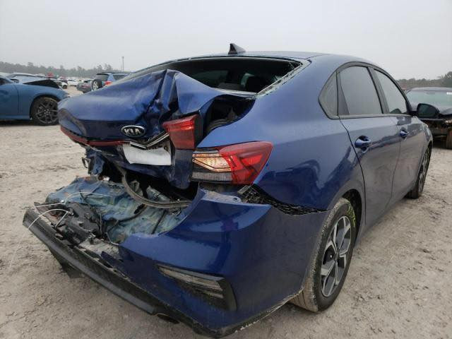 السلام عليكم
كيا فورتي وارد امريكي 2021  رقم بغداد بأسم تحويل مضمون 

مواصفات : مكينة 2000 دوش / شاشة كبيرة / كامرة دوارة / رادار تعديل مسار / اوتو بريك / رادار جانبي / مود درايف / تحكم ستيرن / كروس سرعة / ويل كب / مانع انزلاق / بلوتوث / اواكس / USB 

سعر 127

مكاني بغداد الدورة

***********
