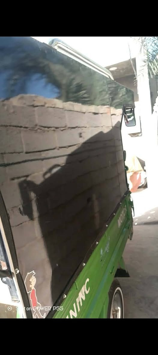 السلام عليكم للبيع مصطبات+جادر عوعان اصلي+بلاويده الاستفسار على الرقم ***********
