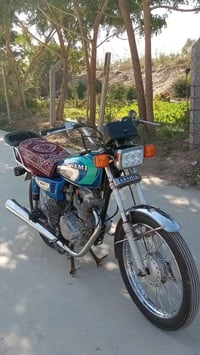 العزيزية • دراجة • الاوراق ضايعة