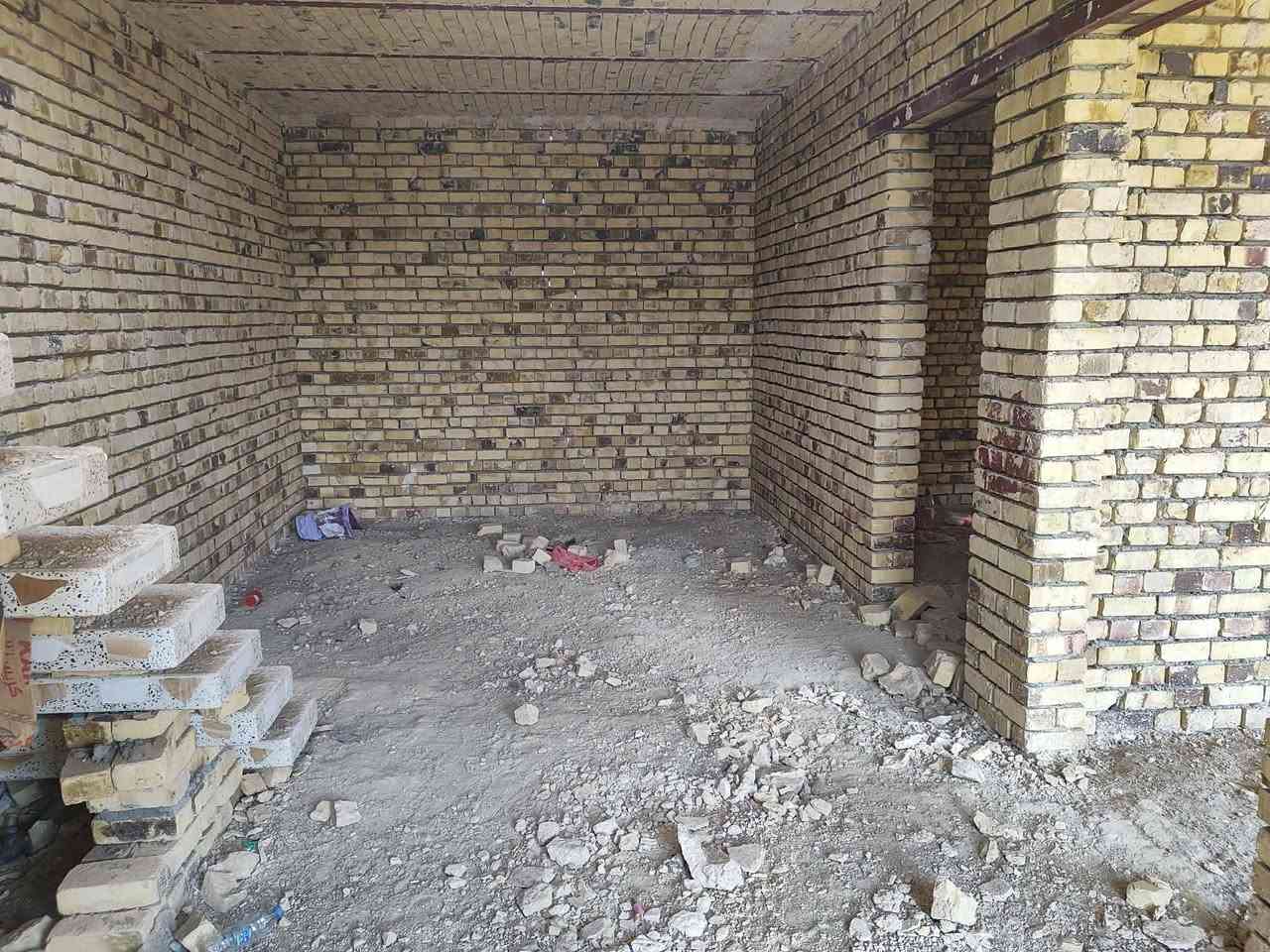 هيكل للبيع مساحتها 240خلف ملعب بيت نصيف طابو زراعي سند 25 بناء طابوك وعكاده متكون من
غرفة نوم عدد 3.  4*5
صاله 4*6
مطبخ 4*4
استقبال 4*5
مجمع صحيات دخليه 
سعرها 50وبيها مجال 
اي استفسار اتصل على الرقم التالي 
***********
