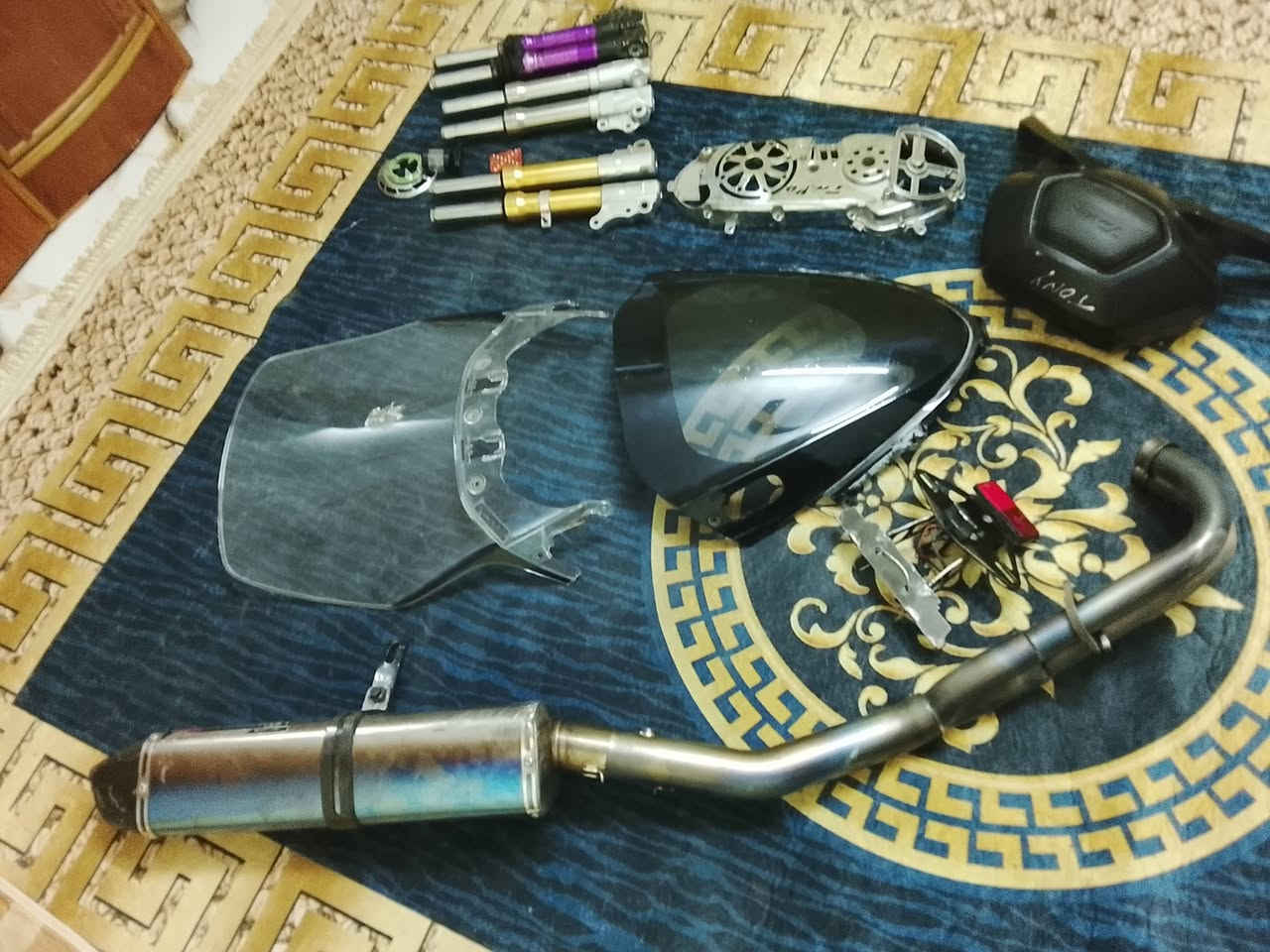 غراض تيماكس للبيع كفر تيماكس 11 اصلي مال رمبة كامل مكفول +ماصدة اصلية +بك لايت +اشاير+جامة قطعتين +تجوة +صالنصة يوش مارة تيتانيوم اصلية+صالنصة مايف+قاعدة مال رقم رياضي. مكاني شعلة اساعر مناسبة ***********مكاني شعلة
