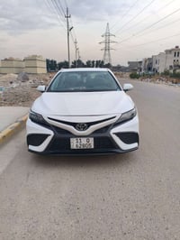 السلام وعليكم.  كامري للبيع موديل  2023 ماشيه 29الف ميل   صور الحادث و...