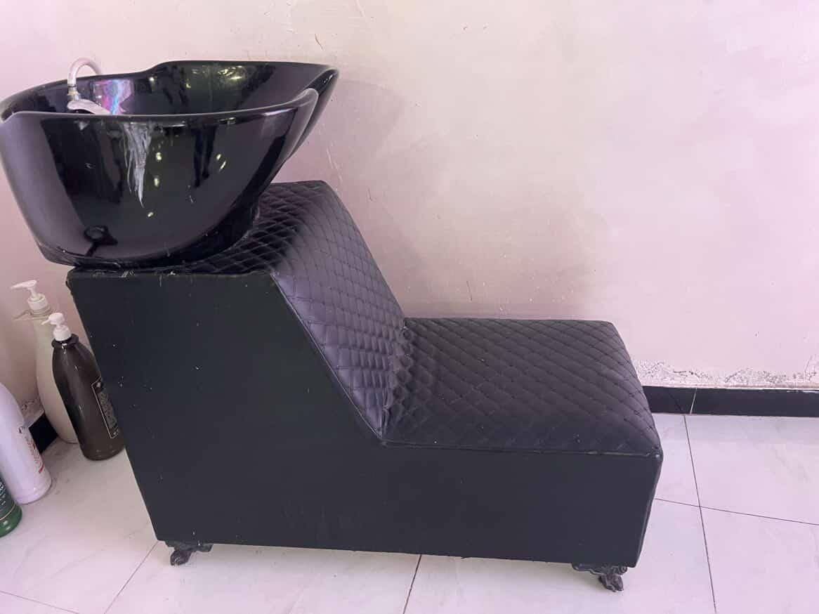 غراض صالون للبيع للإستفسار مكان كربلاء 
*********** وتساب
