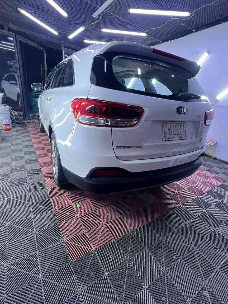 سورنتو موديل 2015 شكل 2016 رقم بغداد مكفوله من الصبغ فول مواصفات 1/1 بنه روما سبعة راكب محرك كير تبريد ثلج ماشيه 158 مكان السياره بغداد  سعر السياره 189 ورقة
للاستفسار رقم خاص


**إذا كنت صاحب هذا الإعلان وتريد حذفه لأي سبب، رجاءا أرسل رسالة إلى الدعم الفني**