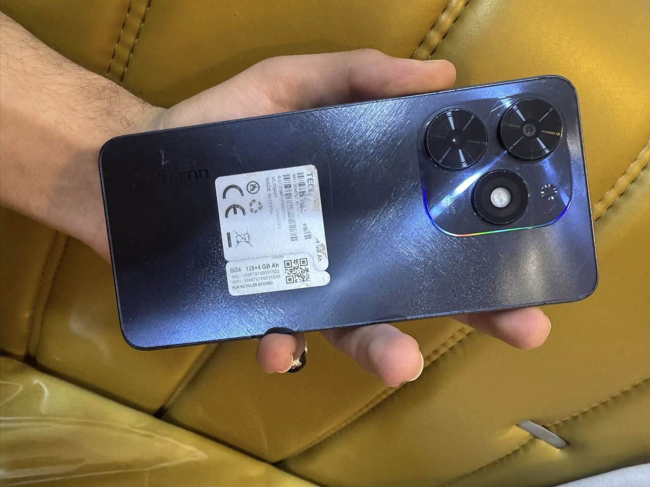 للبيع اخو الجديد تكنو سبارك كو
ذاكرة١٢٨+٤

بطارية٥٠٠٠

ويا كارتونة 

ولا شخط شاشة تلمع

كامرة حلوة

العنوان نجف ***********

السعر ١١٥ الف
