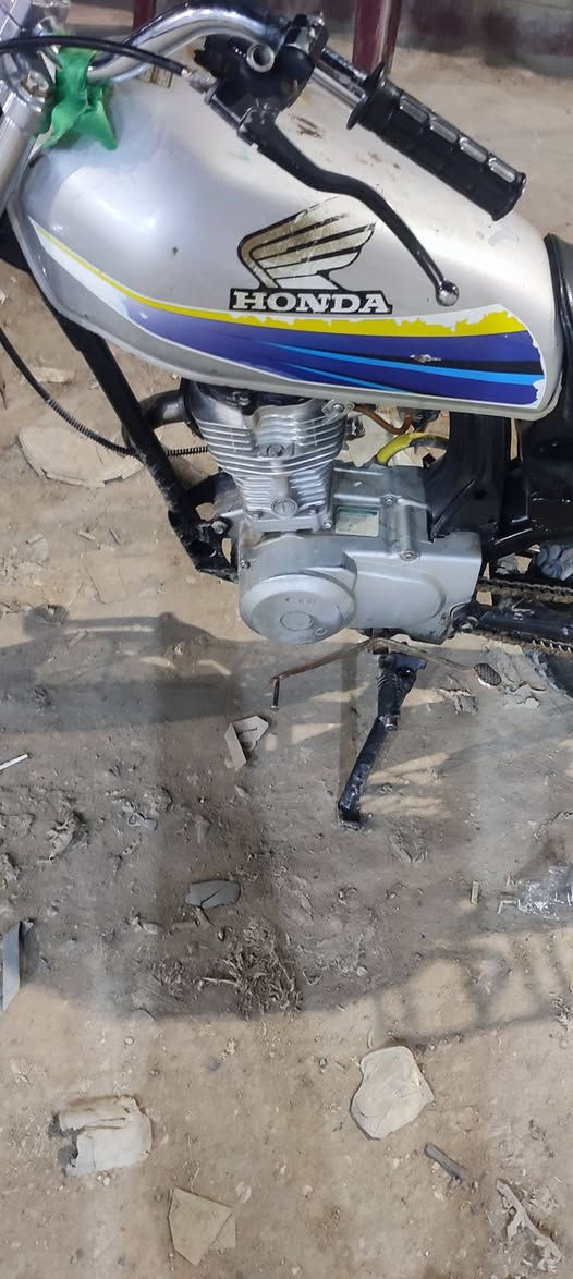 للبيع سعر 250قفل التواصل غماس
التواصل ***********
