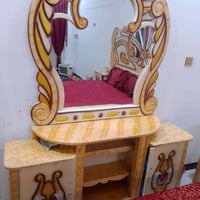 غرف نوم • للبيع • أثاث