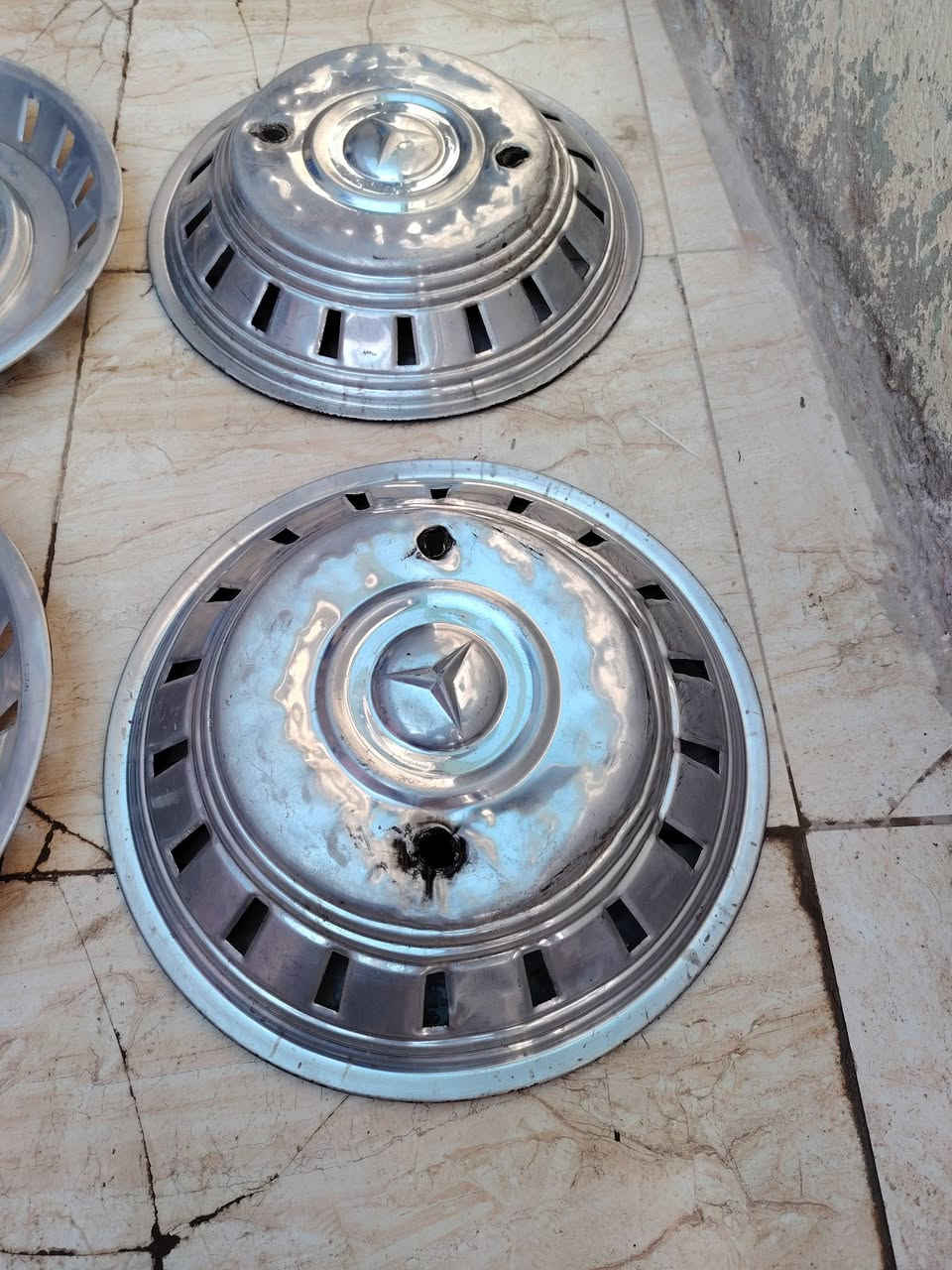 كبات سياحي للبيع     السعر 60 الف قفل       تدفئه  عدد1  سعر 30            مكاني ديوانية ***********
