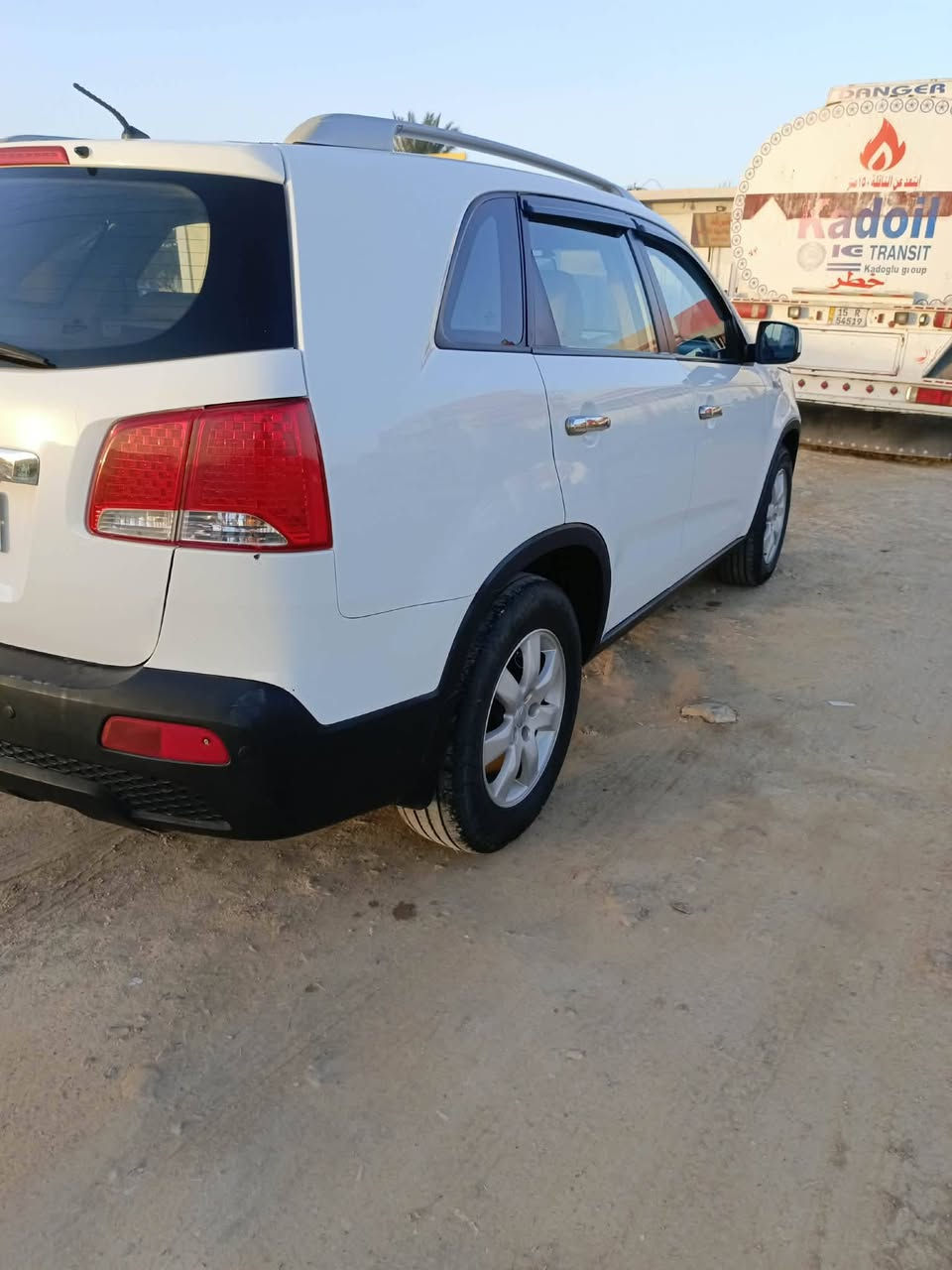 سورنتو ٢٠١١ خليجي كفاله خليجي مكينه ٤ السياره موضحه بلصوره والسونار مرفق السعر ١٥٠ عنوان واسط العزيزية ***********
