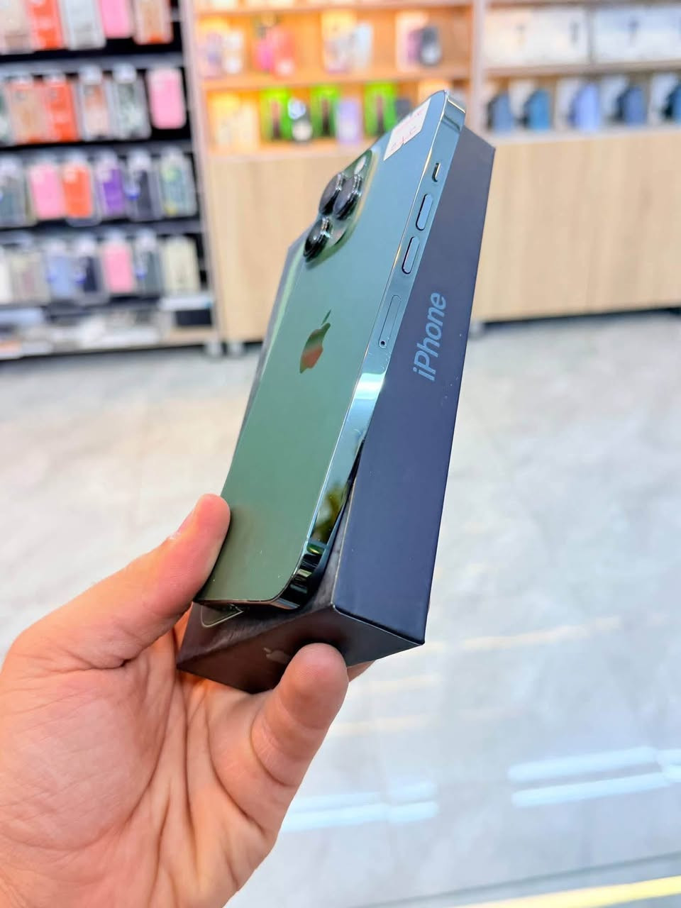 ✅  متوفر بيع بلنقد ولاقساط ✅

ايفون 13 برو ماكس ذاكره 512 بطاريه 92 نضافه 100‎%‎ زلغ مابي هو والجديد سوه نموذج M لونه المميز كامل ملحقاته وتر بروف وبلحاسبه كله نورمال وتر بروف يعني كلشي ممبدل بي وبي وتأخذه ضمان وصل 5 ايام اي مشكله او عطل يستبدل فورا ومتوفر أقساط 

السعر 400 الف

متوفر توصيل لجميع أنحاء العراق 🚚


**إذا كنت صاحب هذا الإعلان وتريد حذفه لأي سبب، رجاءا أرسل رسالة إلى الدعم الفني**