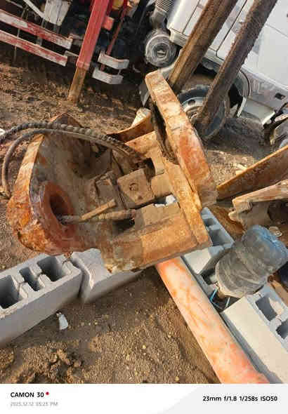 كماشات عدد٢ بيم ٨٠ بلاديات شغالات رقم ***********اثير***********
