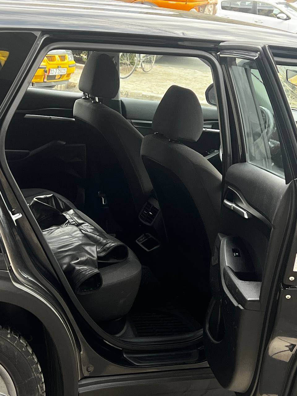 سلام عليكم 
كيا سلتوز موديل 2024
عداد المسافه 34 كيلو
وارد امريكي حادثها جاملغ عكس السايق
و شويه من حافه البنيد
يرباك ستيرن راجع سستم
المواصفات
فور ويل 
قياده ذاتيه
تحديد مسار 
تحكم ستيرن 
مثبت سرعه
رادار امامي
تنبيه خروج عن الطريق
تحكم قياده ثلاث وضعيات
يكو + سمارت + سبورت
مانع تزحلق
مانع منحدرات
دشبول دجتال متصل مع الشاشه
ابل كار بلي + اندرويد
نظام ملاحه
بلوتوث
مدخل شحن امامي خلفي
ويل كب 
تايرات ثلوج بعد بيها
رقم اربيل 
تحويل مباشر 
تبريد قطعتين
السعر 165
معلومات اكثر الاتصال
***********
مكان السياره منصور او غزاليه بغداد, العراق
