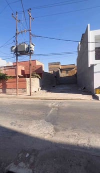 تسعين الجديدة • ١٦٥م • واجهة ٨