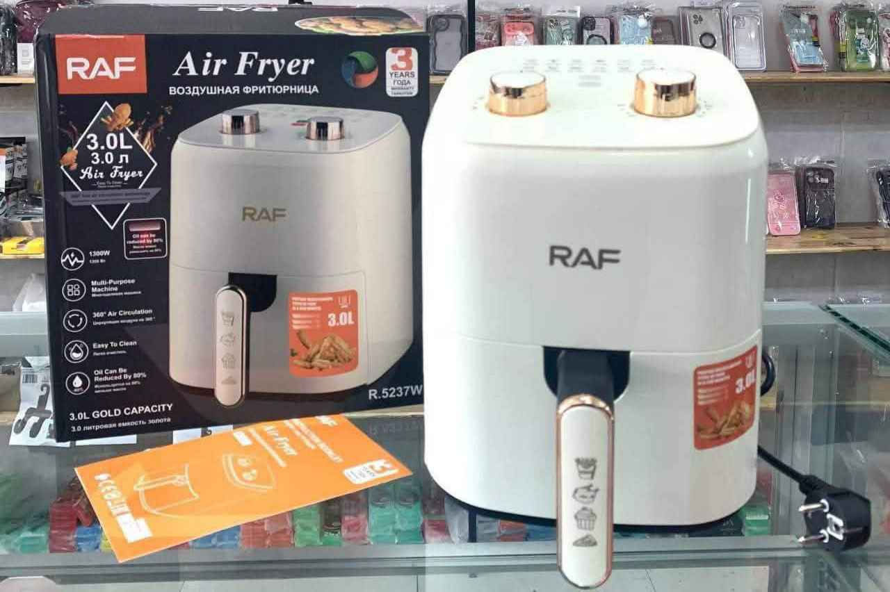 مقلاة راف الهوائية سعة 3 لتر - #الاصلي المنشأ ألماني🇩🇪💯

الأداة المثالية لعشاق الطعام اللذيذ والراغبين بالطهي الصحي. تتيح لك هذه المقلاة الهوائية تحضير أطباقك المفضلة بأستخدام كمية قليلة من الزيت أو بدونه،
مع الحفاظ على قرمشتها وطعمها اللذيذ. بفضل سعتها الكبيرة التي تبلغ 3 لترات، تُعد هذه المقلاة الهوائية مثالية لجميع أفراد الأسرة 

قلي صحي: حضّر أطباقًا لذيذة بنسبة دهون أقل تصل إلى 80% بفضل تقنية الهواء الساخن. استمتع ببطاطس مقلية مقرمشة، ووجبات خفيفة مقرمشة، ودجاج شهي، وغيرها الكثير، دون الحاجة إلى زيت زائد.

سعة كبيرة 3 لترات: تُسهّل هذه السعة الكبيرة تحضير وجبات لعدة أشخاص. مثالية للعائلات أو لتحضير كميات كبيرة.

تحضير سريع: مع محرك قوي بقوة 1300 واط، يصبح طعامك جاهزًا في دقائق. لا مزيد من أوقات الانتظار الطويلة!

درجة حرارة ومؤقت قابلان للتعديل: مع تحكم قابل للتعديل في درجة الحرارة ومؤقت عملي، يمكنك التحكم الكامل في تحضير أطباقك. تصميم صغير وأنيق: تتناسب مقلاة راف الهوائية البيضاء تمامًا مع أي مطبخ، بفضل تصميمها العصري والموفر للمساحة.

سهلة التنظيف: بفضل السلة القابلة للإزالة والسطح غير اللاصق، يسهل تنظيف هذه المقلاة الهوائية بسرعة.

خالية من روائح الزيت: بفضل استخدام كمية قليلة جدًا من الزيت، لا داعي للقلق بشأن الروائح الكريهة في مطبخك

#الاصلي المنشأ ألماني🇩🇪💯

السعر ٤٨  الف 
🚘 يوجد خدمة توصيل لجميع محافظات العراق ٤ الاف 🚘 بغداد, العراق


**إذا كنت صاحب هذا الإعلان وتريد حذفه لأي سبب، رجاءا أرسل رسالة إلى الدعم الفني**