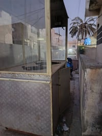 بصطيه للبيع مرتبه مغزن كبير بيه جام سمك 10ملم 07519860519/07779481573