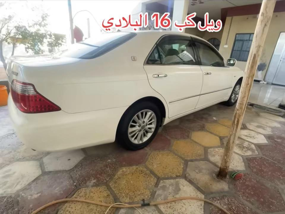 للبيع تيوتا كرون صالون كرستال 2006 اصل  رقم بصرة الدولي الجديد تحويل ثاني يوم مكان السيارة بصرة قضاء الفاو سيارة ماماشية بالعراق 
***********
السعر 145

