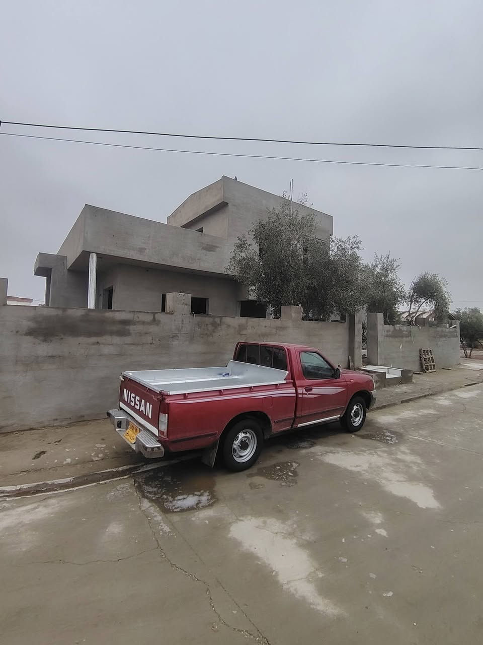 نيسان 2008 ياباني بسمي
سياره لا صبغ لا تعديل سعر 100 يعني دفتر بيه مجال

مكاني كركوك *********** رجاء مو شراي لا تخابر
***********
