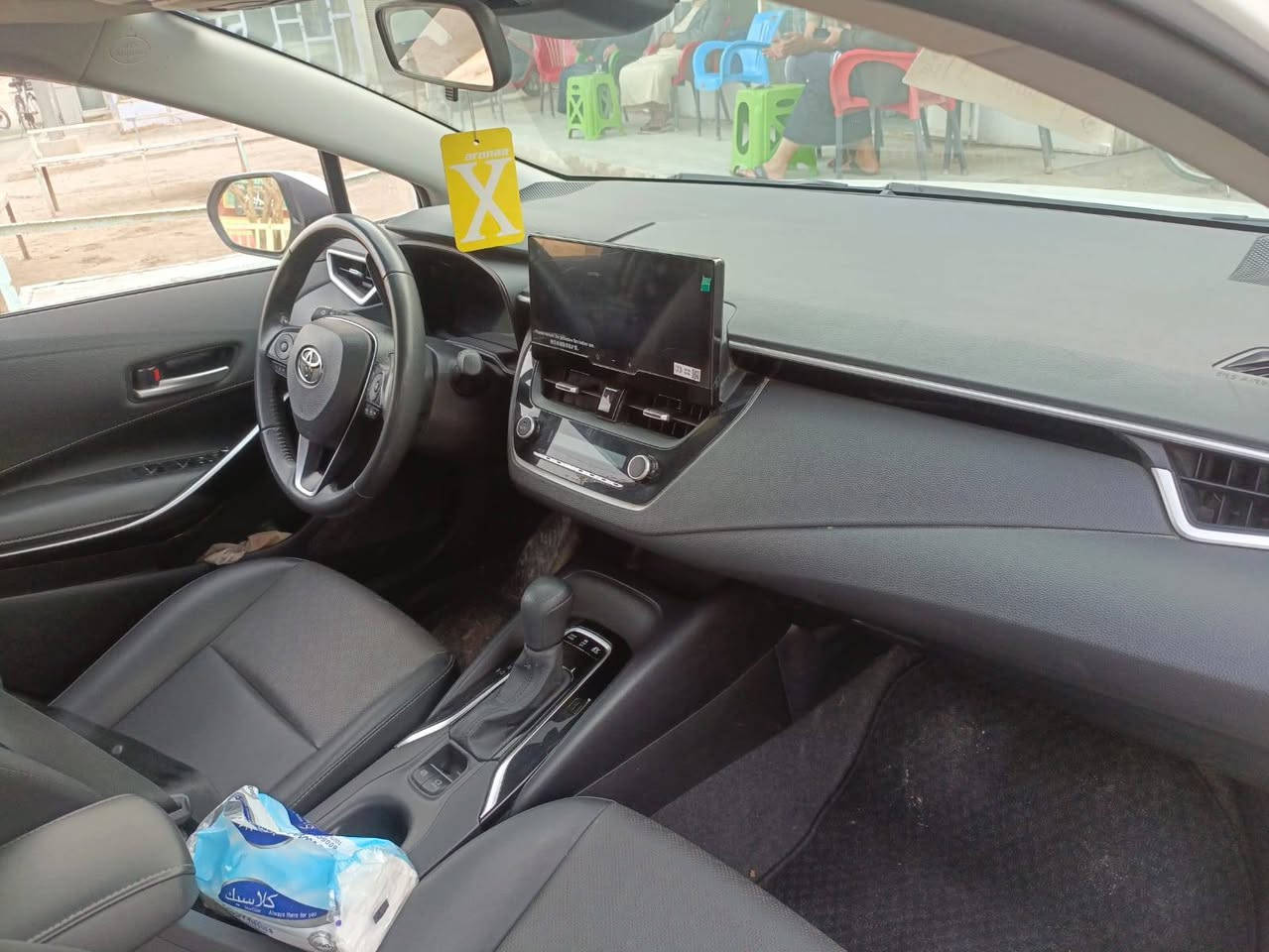 كورلا هايبرد 2025 للبيع رقم بغداد دولي بأسمي ماشية 26 الف 
السيارة مكفولة كفالة عامة ماعدا بارد بسيط السيارة جاهزة من كلشي 
المكان الديوانية قضاء غماس 
للاتصال ***********
السعر   145 وبيه مجال
