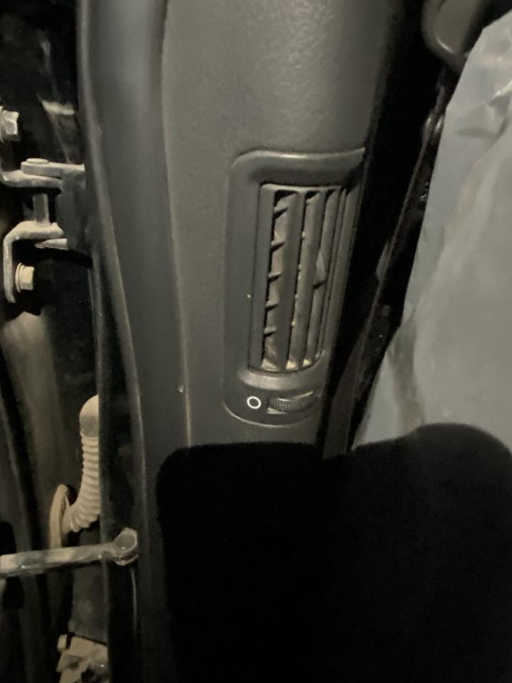 سلام عليكم سورنتو 2014 فولل مواصفات بصمه بنورما علا طول السياره بكلات لد 6 سلندر كشنات كهرباء كشنات تتفأه او تبريد الكشنات الخلفيه تتفأه 7 راكب رادار ب المري الجانبيه تتفأه استيرن مانع تزحلق نضام ايكو شاشه جبيره بلاد كامره خلفيه بلاد صندوق كهرباء تحكمات استيرن بردات خلفيه بلاد شوف السونار او اتصال ***********
