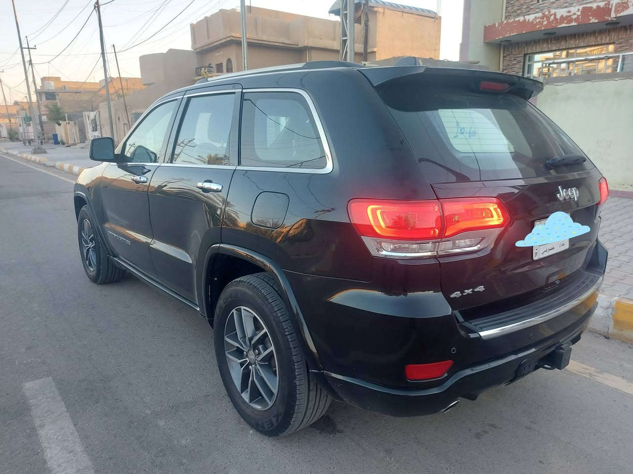 جيب لمتدد
موديل 2017
السعر 170
حجم المحرك 6سلندر 
ماشيه 131
بيها صبغ جاملغين وبنيد 
بدون دواخل 
رقم الشاصي منشور 
السياره كاسره بستم 
للاستفسار ***********

