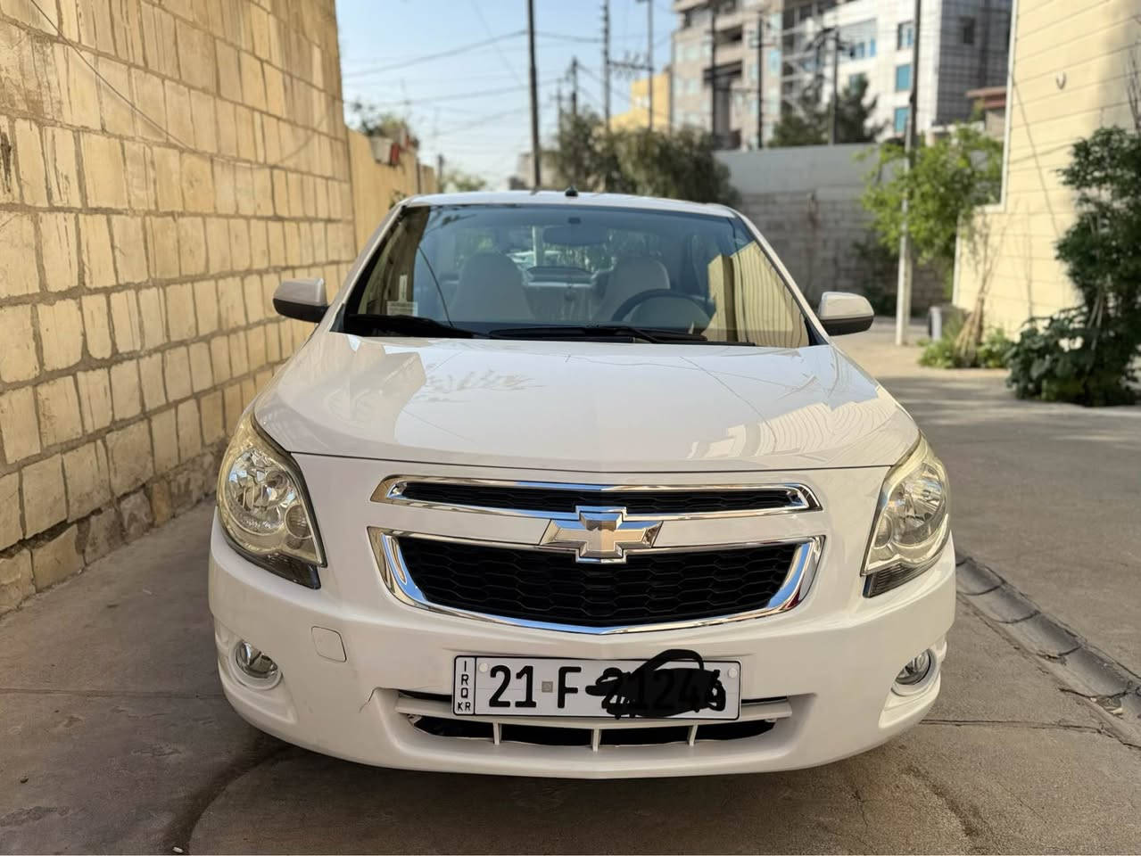 کۆباڵت مۆدێل ٢٠١٦  
٢ پارچەی بۆیاخە چەمەلەخ و دەرگا  بێ ئێرباگ بێ ناوگرتن 
١١٤ هەزار رۆشتووە  سەیارەکە تابڵێی جوان و پاک ماوەتەوە یەک دینار مەسرەفی تیا نیە  سەیارەیەکی تابڵێی کەم مەسرەف و ڕێک و پێکە  نرخی ٨٥ گەڵاو مەعامەلەیەکی زۆر کەم 
*********** السليمانية, العراق
