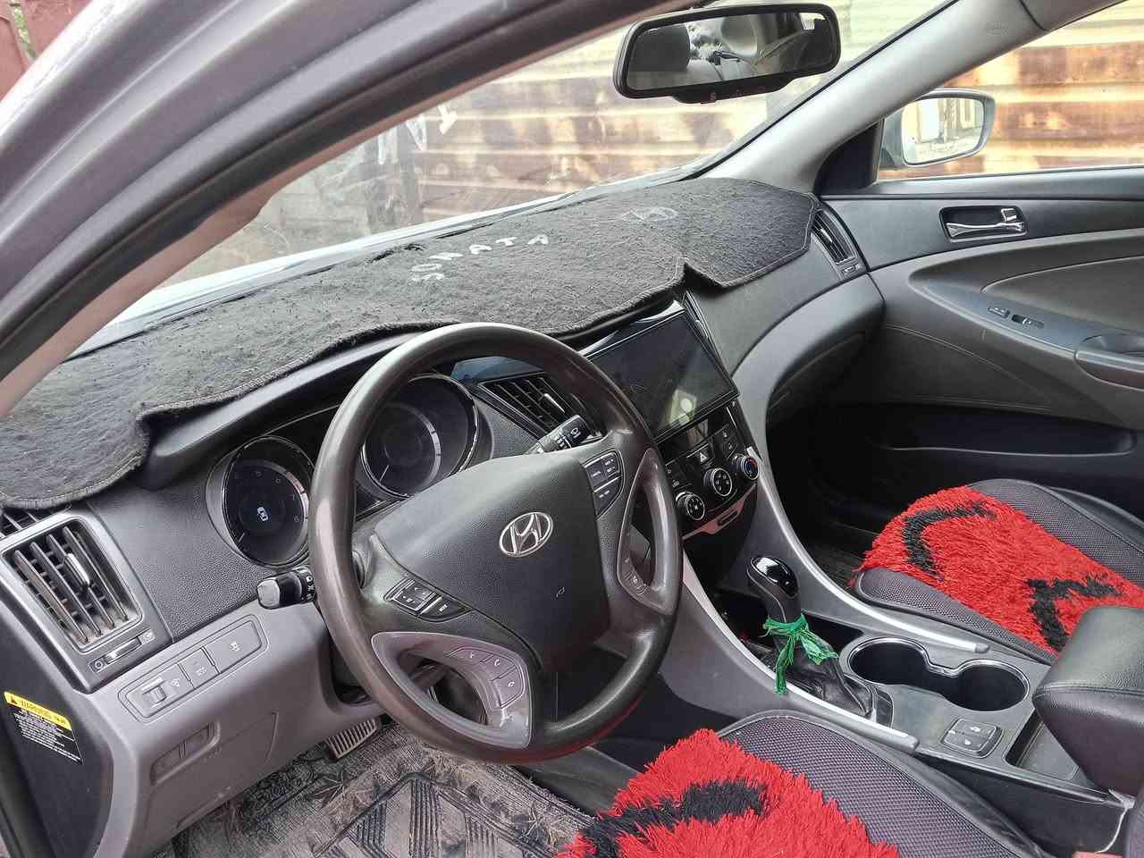 سلام عليكم
للبيع سوناته ١٤ وارد أمريكي ليبل واحد حادثه جاملغ الامامي الايمن شويه من البنيد 
مواصفات تحكم جهتين كشنات كهربائيه تتفئ كشنات
تبريد ومكينه وكير مكفولات
 سعره ١١٠        ***********
