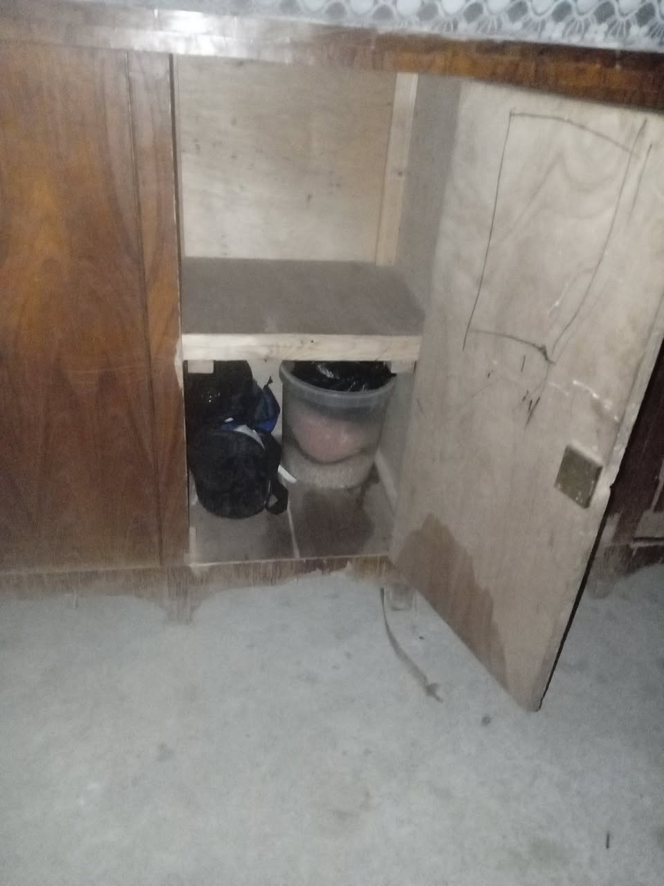 للبيع بسعر 60الف وبيها مجال شي بسيط


**إذا كنت صاحب هذا الإعلان وتريد حذفه لأي سبب، رجاءا أرسل رسالة إلى الدعم الفني**