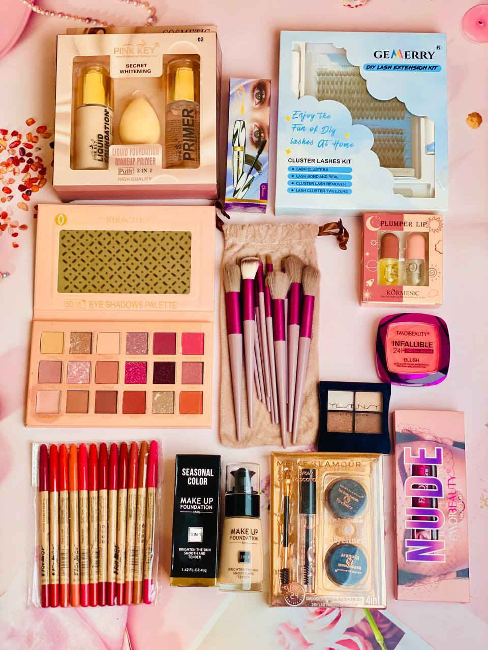 كلشي تحتاجيه… جمعناه إلك بباكج واحد 💕🎁

 يحتوي على:-
 بكج رموش
بكج كريم أساس + برايمر
بيوتي بلندر
فرش مكياج متكاملة 
أحمر خدود
 كريم أساس
 سِت تحديد
 بكج حمرة + تحديد
 بكج صبغة حواجب (أسود & بني)
 باليت ألوان حلوة
 مسكارة
 بكج كلوس
 ضل عيون صغير

#iraq_iraqi_baghdad_foryou_erbil


**إذا كنت صاحب هذا الإعلان وتريد حذفه لأي سبب، رجاءا أرسل رسالة إلى الدعم الفني**