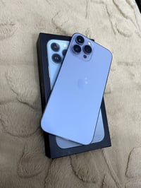 ايفون ١٣ برو ماكس  مكفول وتر برووف ( فيس ايدي يشكل ) ذاكرته ٢٥٦    !!!...